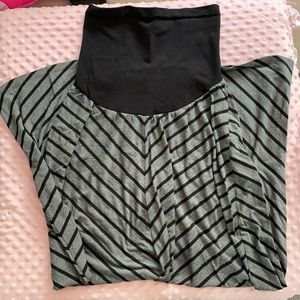 Maternity maxi skirt